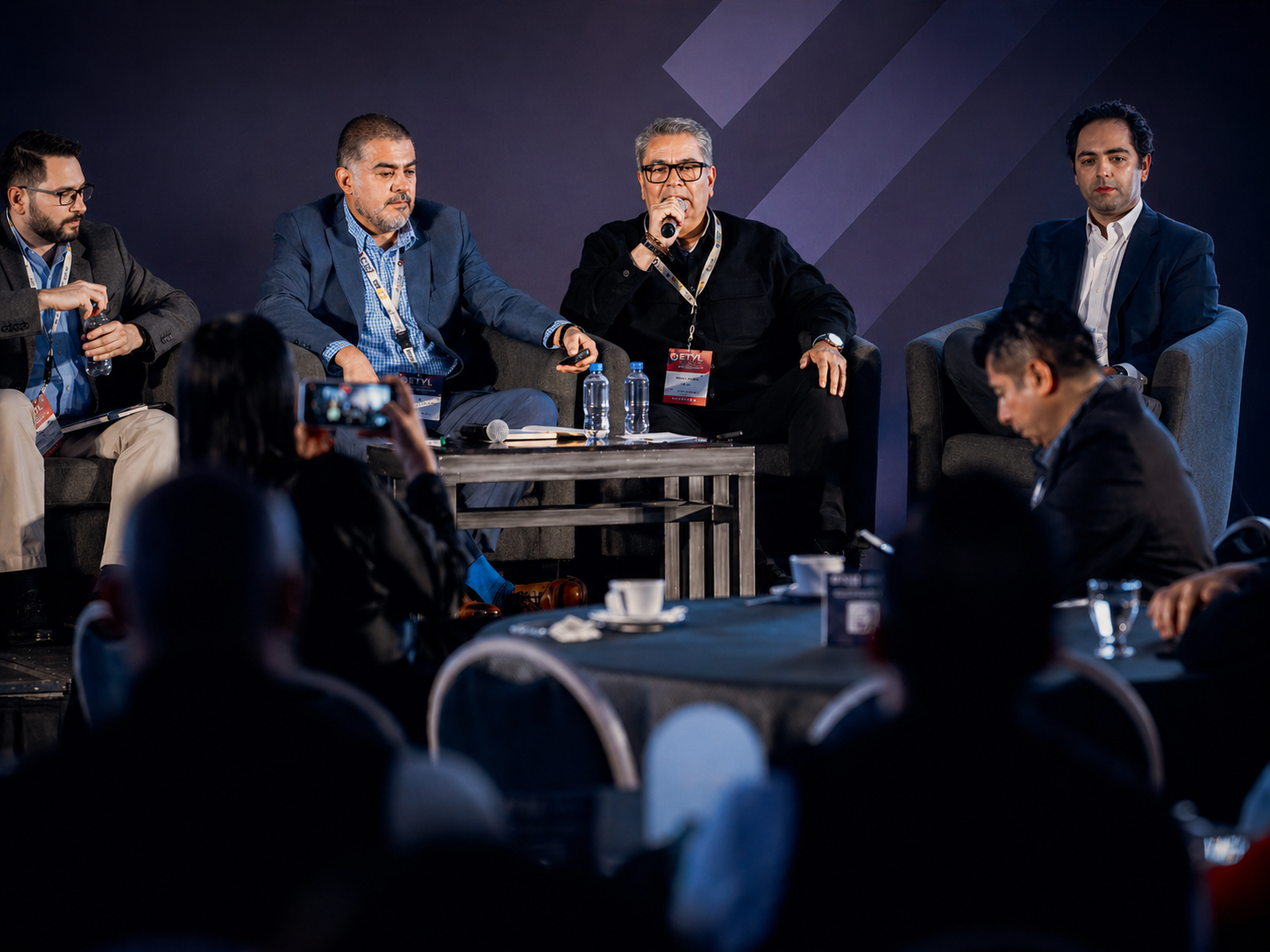 Panel empresarial en ETYL